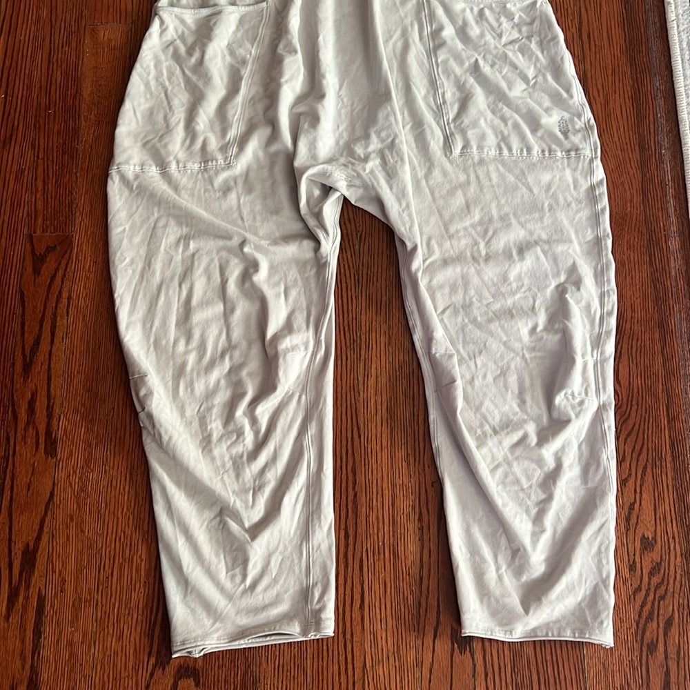 Free People Movement Hot Shot Jumpsuit size Small - Picture 6 of 10